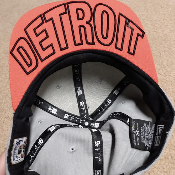 New Era Detroit Tigers 9Fifty snapback. Never worn - Picture 2 of 2